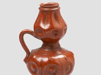 Ame Ker 7  Ame Ker 7, Mexiko, Bundesstaat Jalisco, Guadalajara/Tonalá, Kolonialzeit, 17./18. Jahrhundert, Kanne, búcaro, Ton, H 23,7 cm, Dm Bauch 11,2 cm, Dm Mündung 4,3 cm : Museumsfoto: Claus Cordes, Bestandskatalog Ethnologie